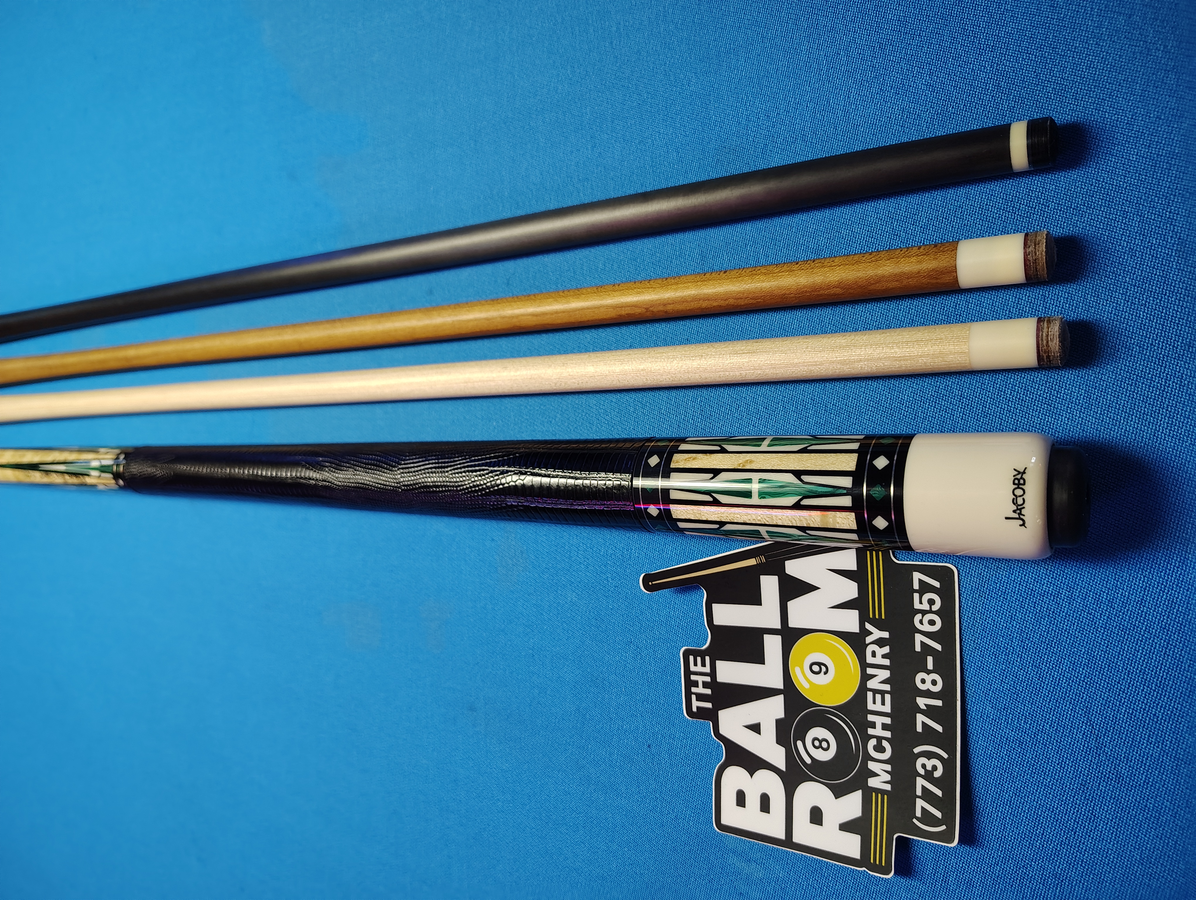 Nova 97-12 T Tribute Cue - The BallRoom McHenry Exclusive - 10 of 13 thumbnail 4